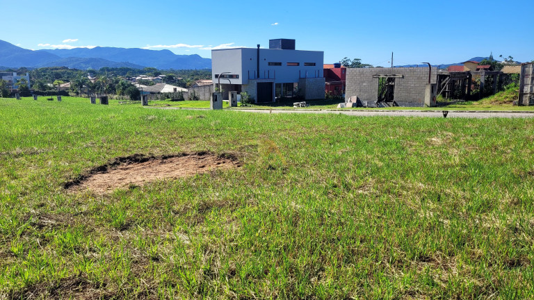 Imagem Terreno à Venda, em Praia Do Rosa - Imbituba Imagem Terreno à Venda, em Praia Do Rosa - Imbituba