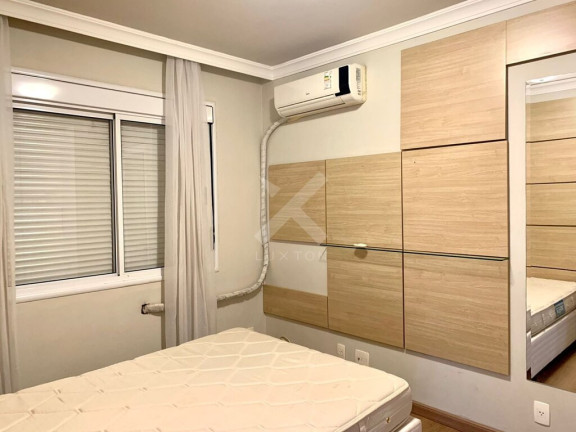Imagem Imóvel com 1 Quarto à Venda, 56 m² em Petrópolis - Porto Alegre