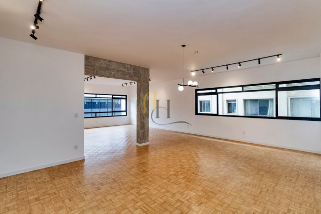 Imagem Apartamento com 3 Quartos à Venda, 220 m² em Cerqueira César - São Paulo