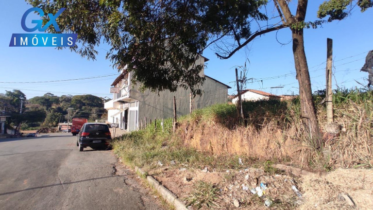 Imagem Terreno à Venda, 1.440 m² em Novo Retiro - Esmeraldas Imagem Terreno à Venda, 1.440 m² em Novo Retiro - Esmeraldas