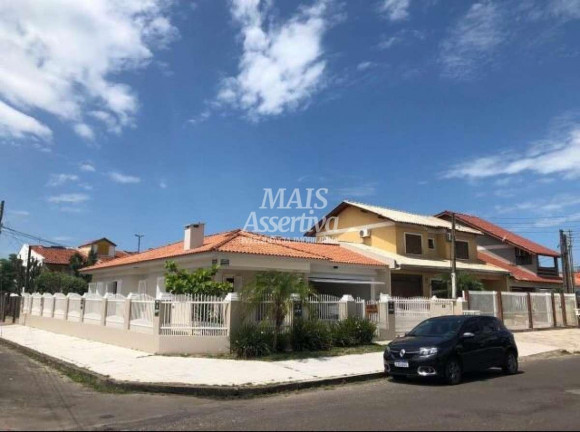 Imagem Casa com 3 Quartos à Venda, 240 m² em Centro - Capão Da Canoa Imagem Casa com 3 Quartos à Venda, 240 m² em Centro - Capão Da Canoa