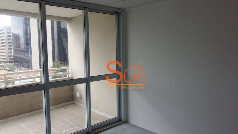 Sala Comercial à Venda, 47 m² em Chácara Santo Antônio - São Paulo