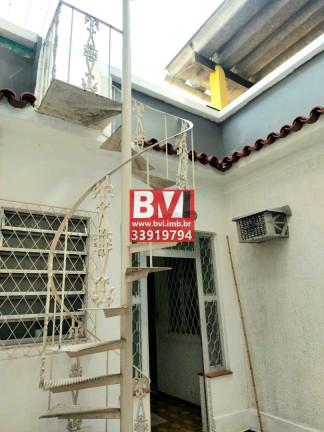 Imagem Casa com 2 Quartos à Venda, 130 m² em Vila Da Penha - Rio De Janeiro Imagem Casa com 2 Quartos à Venda, 130 m² em Vila Da Penha - Rio De Janeiro
