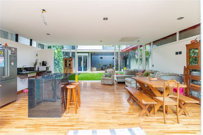 Imagem Casa com 4 Quartos à Venda, 400 m² em Parque Colonial - São Paulo Imagem Casa com 4 Quartos à Venda, 400 m² em Parque Colonial - São Paulo