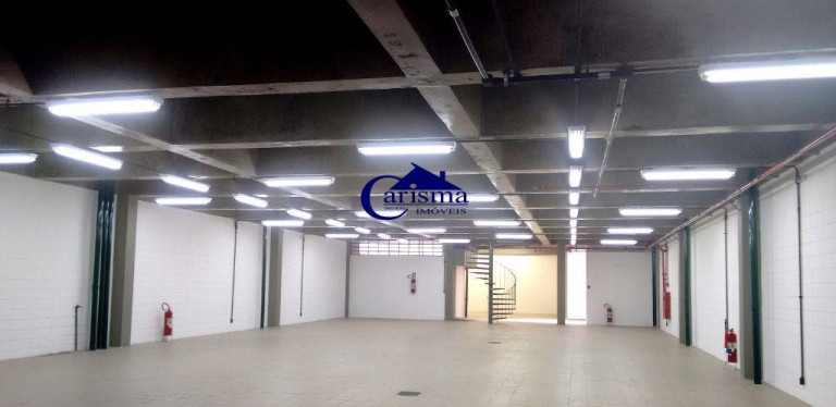 Imóvel Comercial à Venda, 1.100 m² em Jardim - Santo André