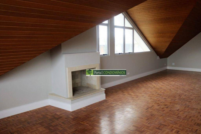 Imagem Casa com 6 Quartos à Venda, 435 m² em Uberaba - Curitiba Imagem Casa com 6 Quartos à Venda, 435 m² em Uberaba - Curitiba