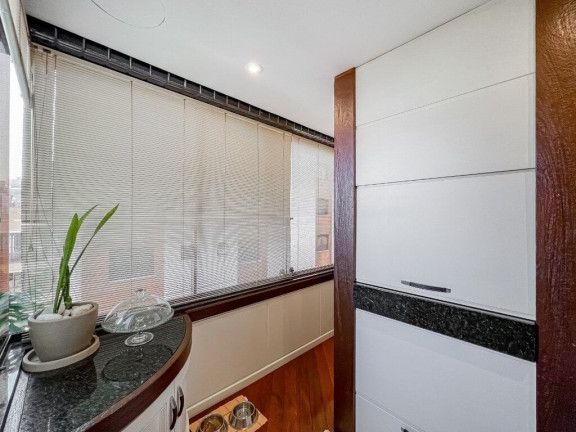 Imagem Apartamento com 3 Quartos à Venda, 121 m² em Bela Vista - Porto Alegre