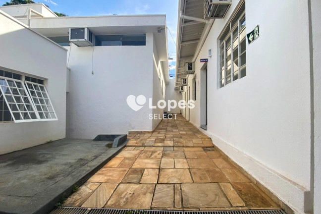 Imagem Sobrado com 6 Quartos à Venda, 333 m² em Centro - São João Da Boa Vista