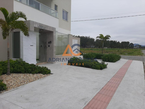 Imagem Imóvel com 2 Quartos à Venda, 75 m² em Gravatá - Navegantes