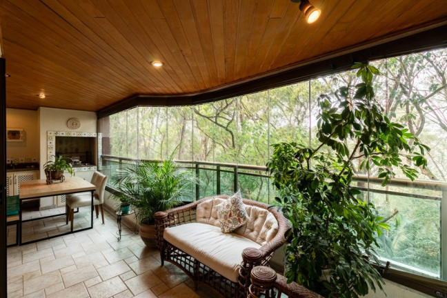Apartamento com 4 Quartos à Venda, 225 m² em Jardim Fonte Do Morumbi - São Paulo