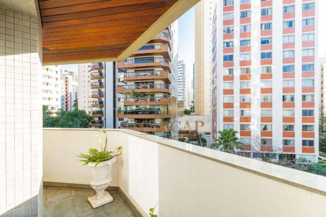 Imagem Apartamento com 3 Quartos à Venda, 256 m² em Aclimação - São Paulo Imagem Apartamento com 3 Quartos à Venda, 256 m² em Aclimação - São Paulo