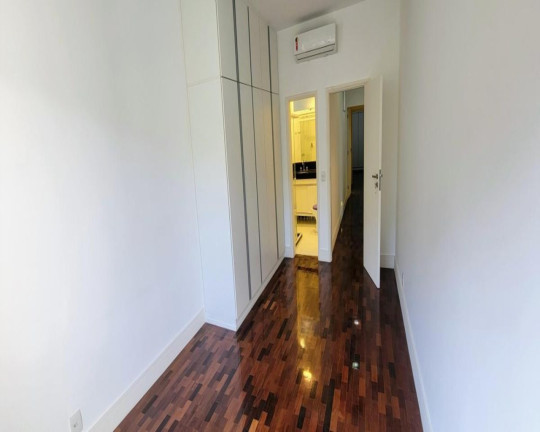 Imagem Imóvel com 3 Quartos à Venda, 150 m² em Ipanema - Rio De Janeiro Imagem Imóvel com 3 Quartos à Venda, 150 m² em Ipanema - Rio De Janeiro