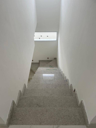 Imagem Casa com 4 Quartos à Venda, 180 m² em Itaipu - Niterói