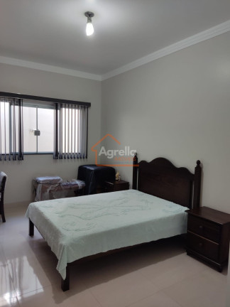 Imagem Casa com 3 Quartos à Venda, 360 m² em Chácara Do Ouro - Mogi Guaçu Imagem Casa com 3 Quartos à Venda, 360 m² em Chácara Do Ouro - Mogi Guaçu
