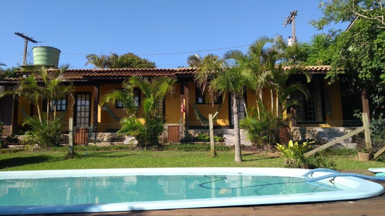Imóvel com 13 Quartos à Venda, 487 m² em Praia Do Rosa - Imbituba