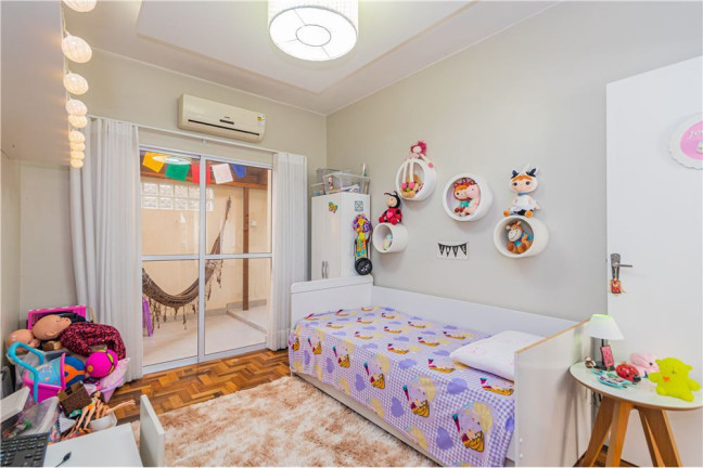 Imagem Apartamento com 2 Quartos à Venda, 60 m² em Menino Deus - Porto Alegre