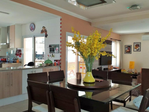 Imagem Sobrado com 3 Quartos à Venda, 330 m² em Jardim Residencial Suzano - Suzano Imagem Sobrado com 3 Quartos à Venda, 330 m² em Jardim Residencial Suzano - Suzano