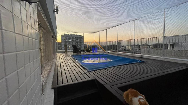 Imóvel com 4 Quartos à Venda, 352 m² em Maracanã - Rio De Janeiro