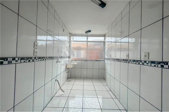 Imagem Apartamento com 1 Quarto à Venda, 34 m² em Jardim Itu - Porto Alegre Imagem Apartamento com 1 Quarto à Venda, 34 m² em Jardim Itu - Porto Alegre