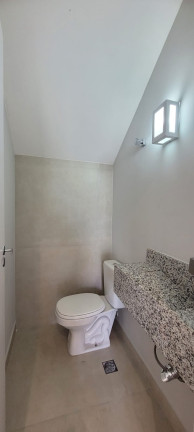Imagem Sobrado com 3 Quartos à Venda, 120 m² em Villas Do Jaguari - Santana De Parnaíba