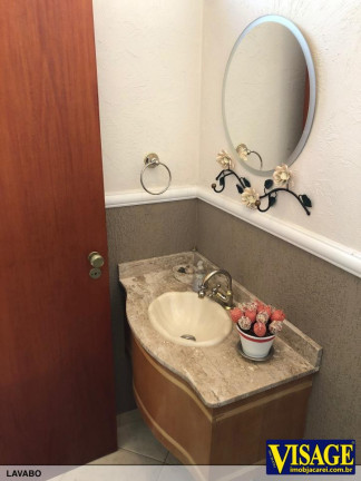 Imagem Casa com 3 Quartos à Venda, 375 m² em Bairro Do Coleginho - Jacareí Imagem Casa com 3 Quartos à Venda, 375 m² em Bairro Do Coleginho - Jacareí