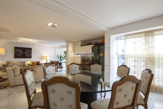 Imagem Apartamento com 3 Quartos à Venda, 373 m² em Real Parque - São Paulo