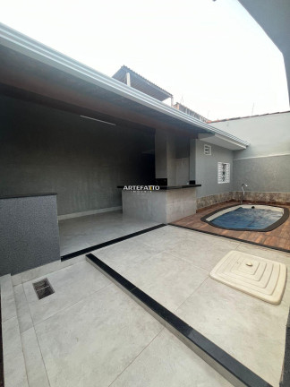 Imagem Casa com 3 Quartos à Venda, 200 m²