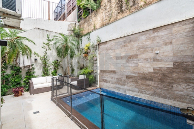 Imagem Apartamento com 2 Quartos à Venda, 165 m² em Chácara Das Pedras - Porto Alegre Imagem Apartamento com 2 Quartos à Venda, 165 m² em Chácara Das Pedras - Porto Alegre