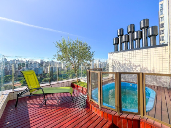 Imagem Cobertura com 3 Quartos à Venda, 249 m² em Petrópolis - Porto Alegre