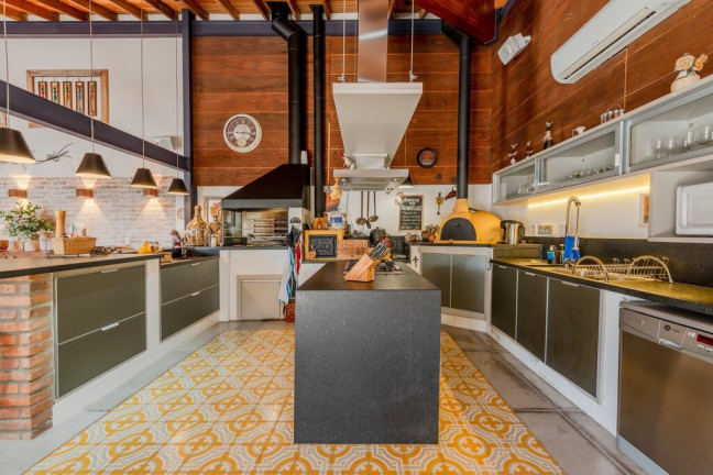 Imagem Casa com 4 Quartos à Venda, 746 m² em Jardim Isabel - Porto Alegre Imagem Casa com 4 Quartos à Venda, 746 m² em Jardim Isabel - Porto Alegre