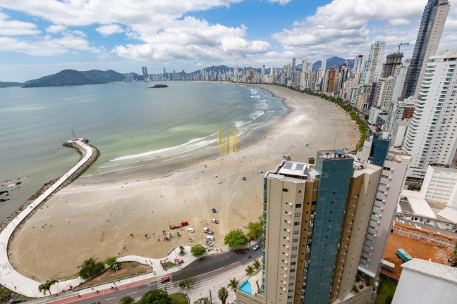 Imagem Apartamento com 3 Quartos à Venda, 164 m² em Pioneiros - Balneário Camboriú Imagem Apartamento com 3 Quartos à Venda, 164 m² em Pioneiros - Balneário Camboriú