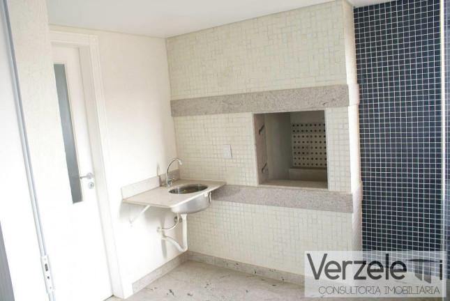 Imagem Apartamento com 3 Quartos à Venda, 151 m² em Centro - Balneário Camboriú Imagem Apartamento com 3 Quartos à Venda, 151 m² em Centro - Balneário Camboriú