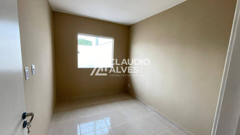 Imagem Casa com 4 Quartos à Venda, 160 m² em Campo Limpo - Feira De Santana