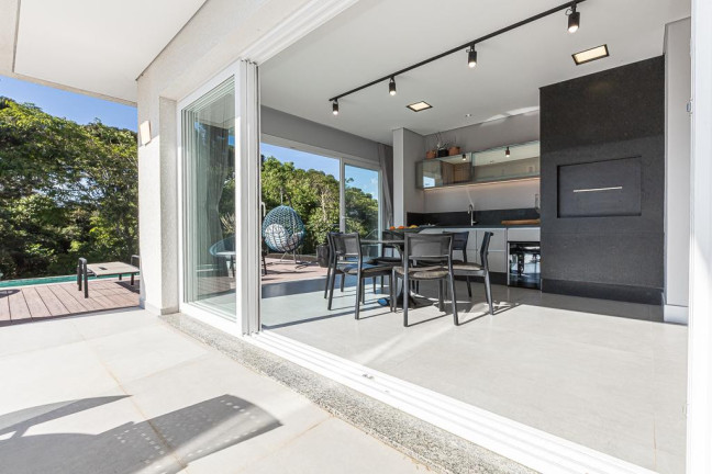 Imagem Casa de Condomínio com 4 Quartos à Venda, 608 m² em Alphaville Graciosa - Pinhais