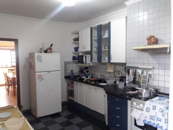 Imagem Casa com 3 Quartos à Venda, 200 m² em Campos Elíseos - Taubaté Imagem Casa com 3 Quartos à Venda, 200 m² em Campos Elíseos - Taubaté