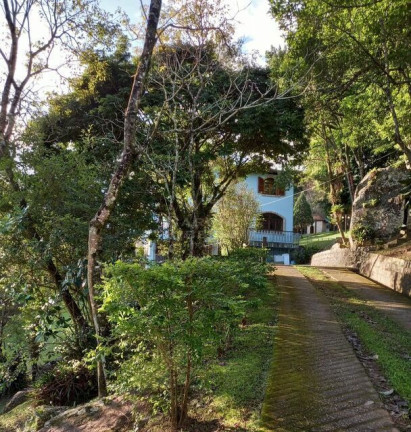Imagem Casa com 6 Quartos à Venda, 353 m² em Itacorubi - Florianópolis