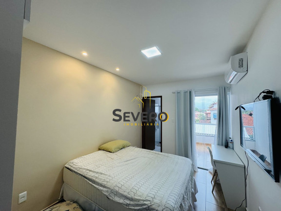 Imagem Casa com 3 Quartos à Venda, em Itaipu - Niterói Imagem Casa com 3 Quartos à Venda, em Itaipu - Niterói