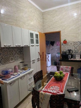 Imagem Casa com 2 Quartos à Venda, 250 m² em Cohab - Votuporanga