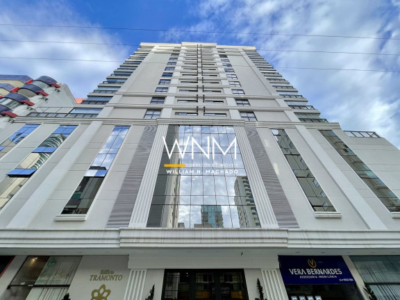 Apartamento com 3 Quartos à Venda, 110 m² em Meia Praia - Itapema