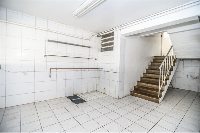 Imagem Casa com 6 Quartos à Venda, em Passo Da Areia - Porto Alegre Imagem Casa com 6 Quartos à Venda, em Passo Da Areia - Porto Alegre