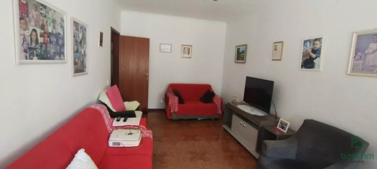 Imagem Casa com 3 Quartos à Venda, 120 m² em Medianeira - Porto Alegre Imagem Casa com 3 Quartos à Venda, 120 m² em Medianeira - Porto Alegre