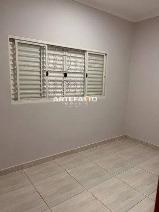 Imagem Casa com 2 Quartos à Venda, 100 m²