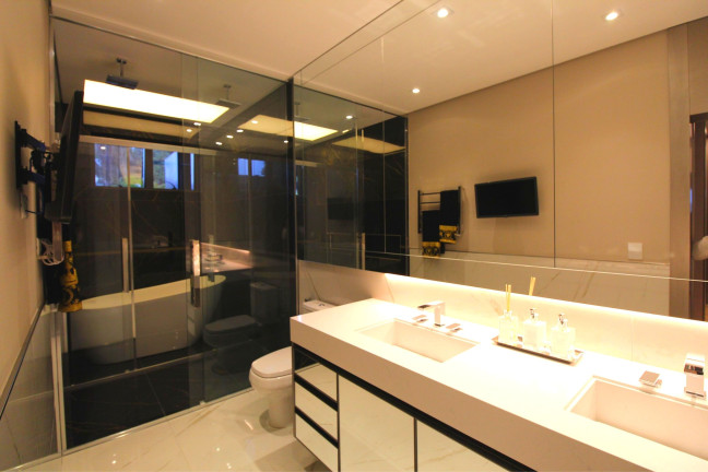 Imagem Apartamento com 2 Quartos à Venda, 235 m² em Bigorrilho - Curitiba Imagem Apartamento com 2 Quartos à Venda, 235 m² em Bigorrilho - Curitiba