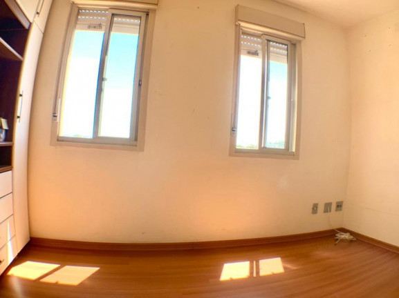Imagem Apartamento com 2 Quartos à Venda, 50 m² em Sarandi - Porto Alegre