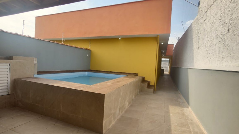 Casa com 2 Quartos à Venda, 90 m² em Jardim Guacira - Itanhaém