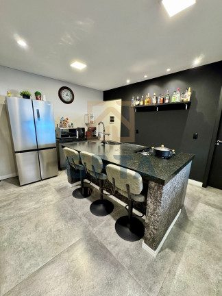 Imagem Sobrado com 2 Quartos à Venda, 167 m² em Rio Pequeno - Camboriú Imagem Sobrado com 2 Quartos à Venda, 167 m² em Rio Pequeno - Camboriú