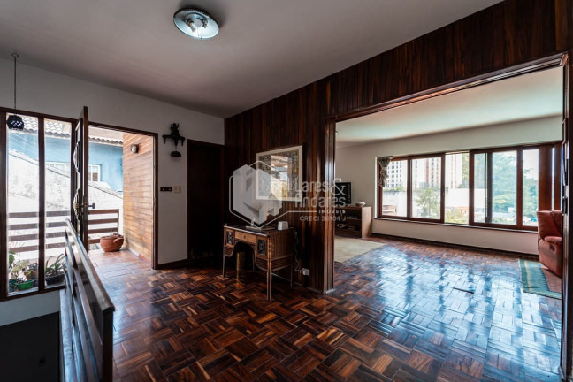 Imagem Casa com 5 Quartos à Venda, 259 m² em Jardim Marajoara - São Paulo