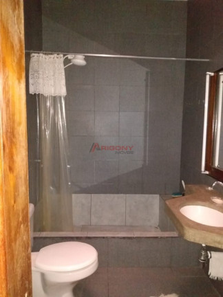 Imagem Casa com 2 Quartos à Venda, 200 m² em Centro - Santa Maria