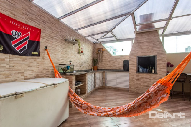 Imagem Casa com 3 Quartos à Venda, 432 m² em Rebouças - Curitiba