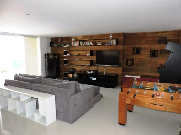 Imagem Casa com 4 Quartos à Venda, 613 m² em Golf Village - Carapicuíba Imagem Casa com 4 Quartos à Venda, 613 m² em Golf Village - Carapicuíba